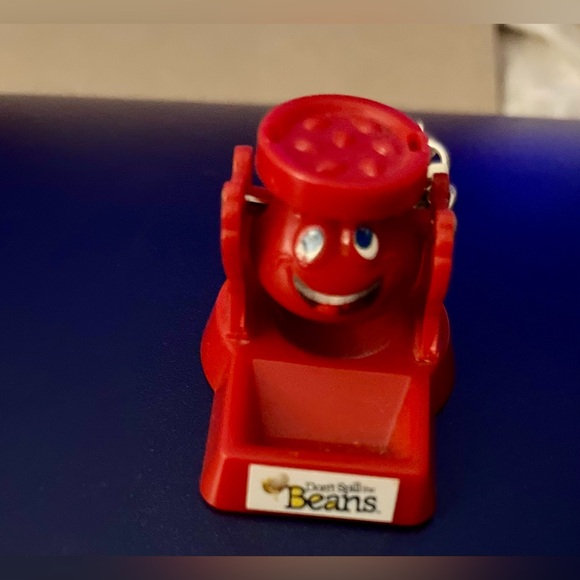 Vintage Miniature “Don’t Spill the Beans” Keychain - Picture 8 of 13